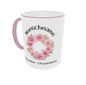 November Chrysantheme Kranz Tasse - personalisierte Geburtsmonatstasse mit rosa Blumenkranz