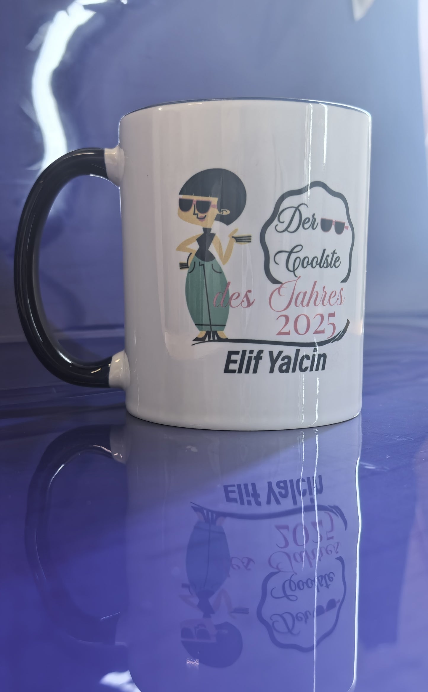 Personalisierte Tasse „Der Coolste des Jahres 2025“ – Geschenk mit Namen