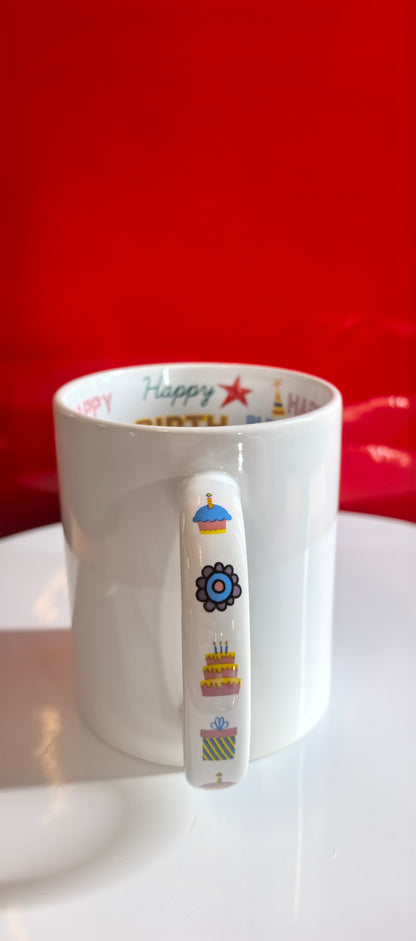 Geburtstagstasse mit Innendruck – Happy Birthday Design mit Kuchen & Ballons