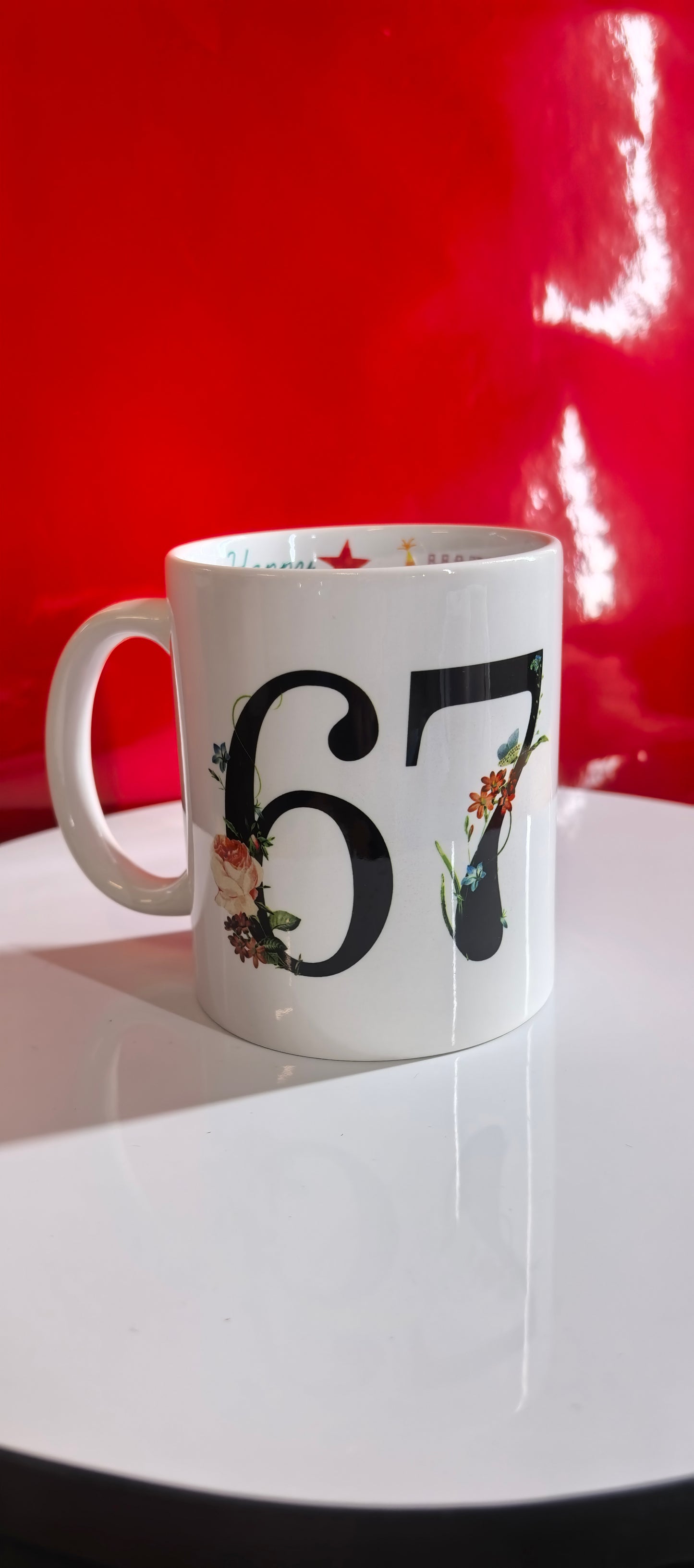 Geburtstagstasse mit Innendruck – Happy Birthday Design mit Kuchen & Ballons