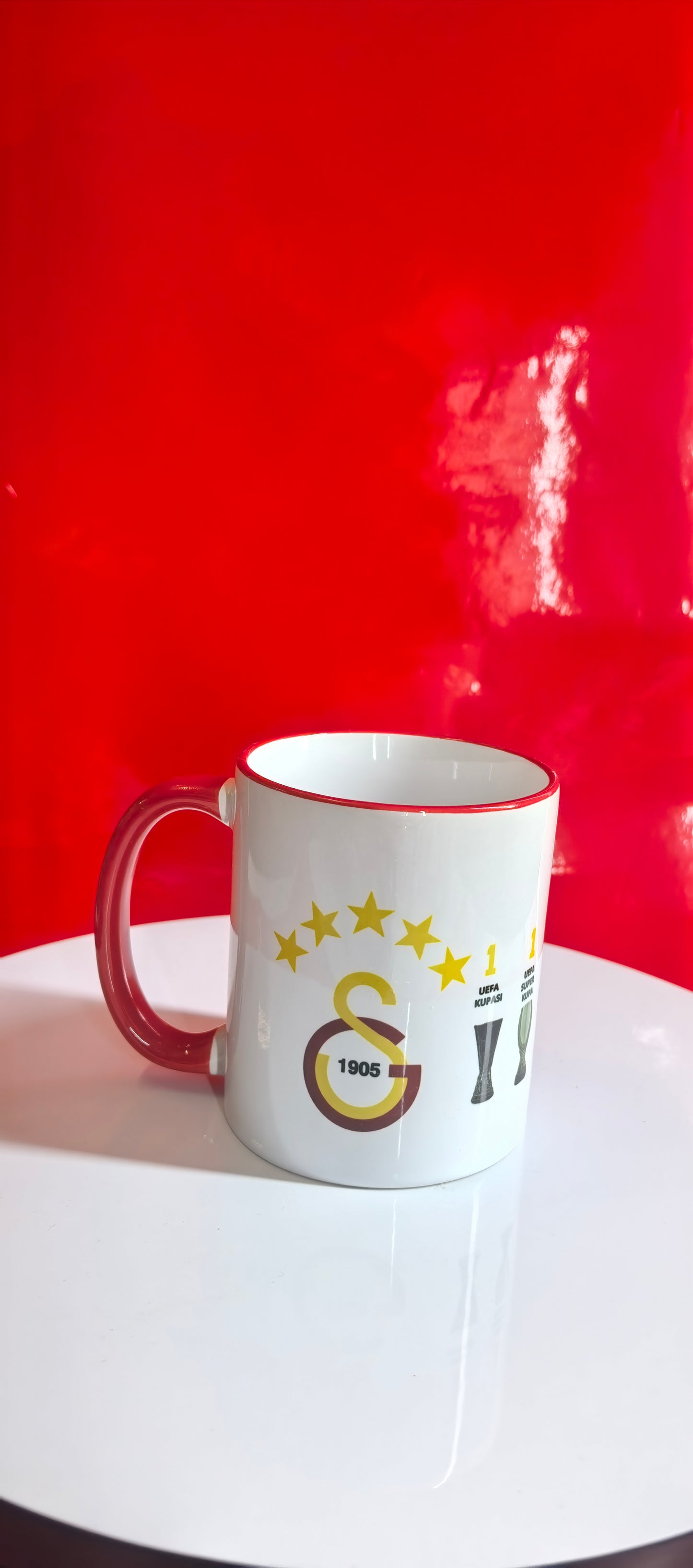 Galatasaray Tasse–63 Kupa Design-Fanartikel mit Vereinslogo & Pokalstatistik-GS Fan Tasse –Fußballverein-Geschenk für Galatasaray-Fans