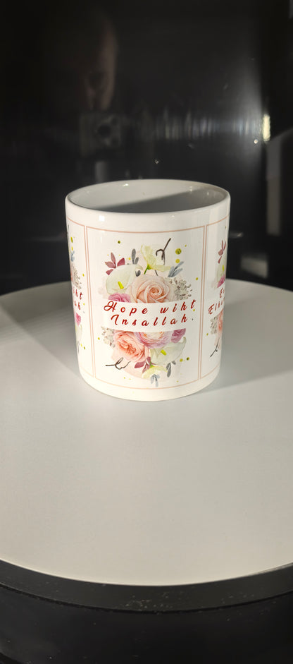 Muslimisches Geschenk mit floraler Verzierung-Keramiktasse mit Bismillah-Spruch – Islamisches Design & Blumenmotiv– Floral und Elegant