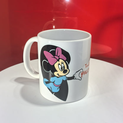 Personalisierbare Tasse mit Mickey-Händen und Wunschname – 