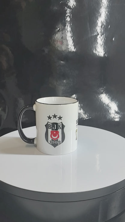 Beşiktaş Tasse-37 Kupa Design-Fanartikel mit Vereinslogo &Pokalstatistik-Geschenk für Beşiktaş-Fans-Schwarz-Weiß Design-1903-Fußball Erfolge