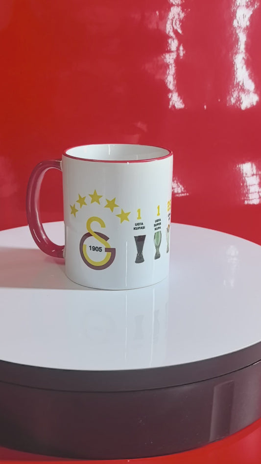 Galatasaray Tasse–63 Kupa Design-Fanartikel mit Vereinslogo & Pokalstatistik-GS Fan Tasse –Fußballverein-Geschenk für Galatasaray-Fans